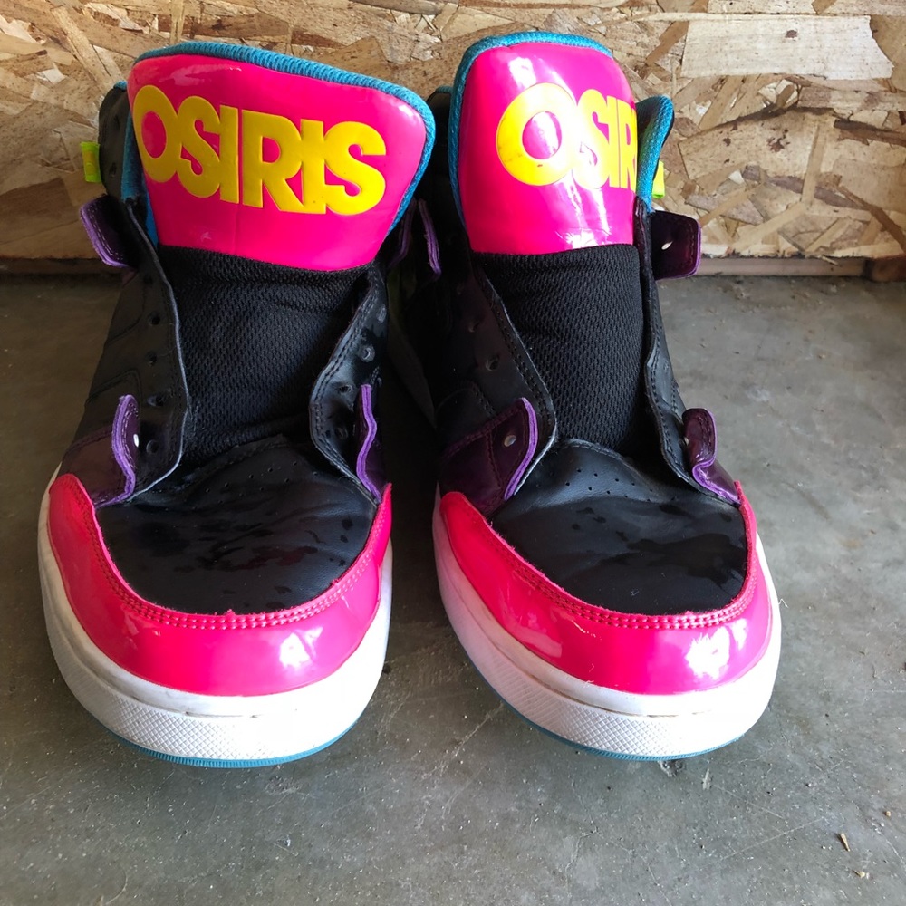 Women size 10 Osiris shoe